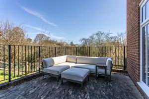 Photo 27- click for photo gallery